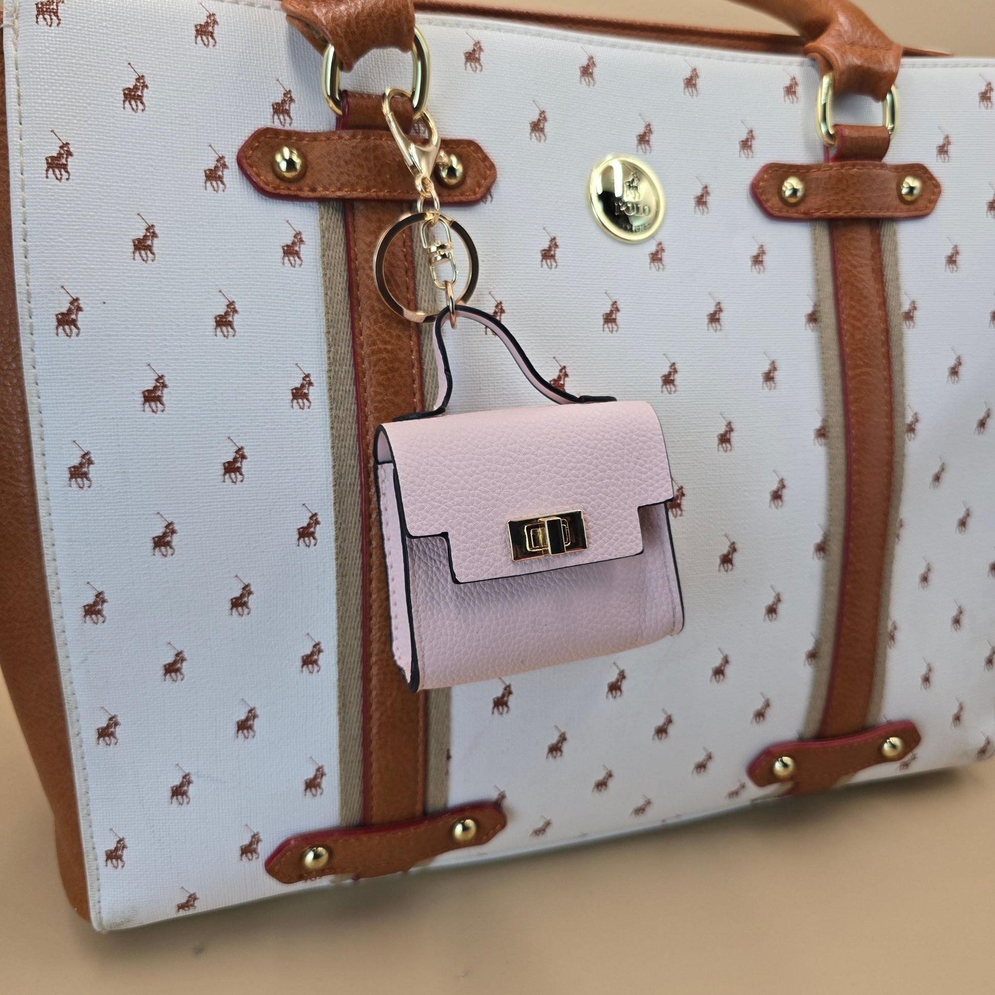 CAPYBOUGIE – Lakris Jewelry