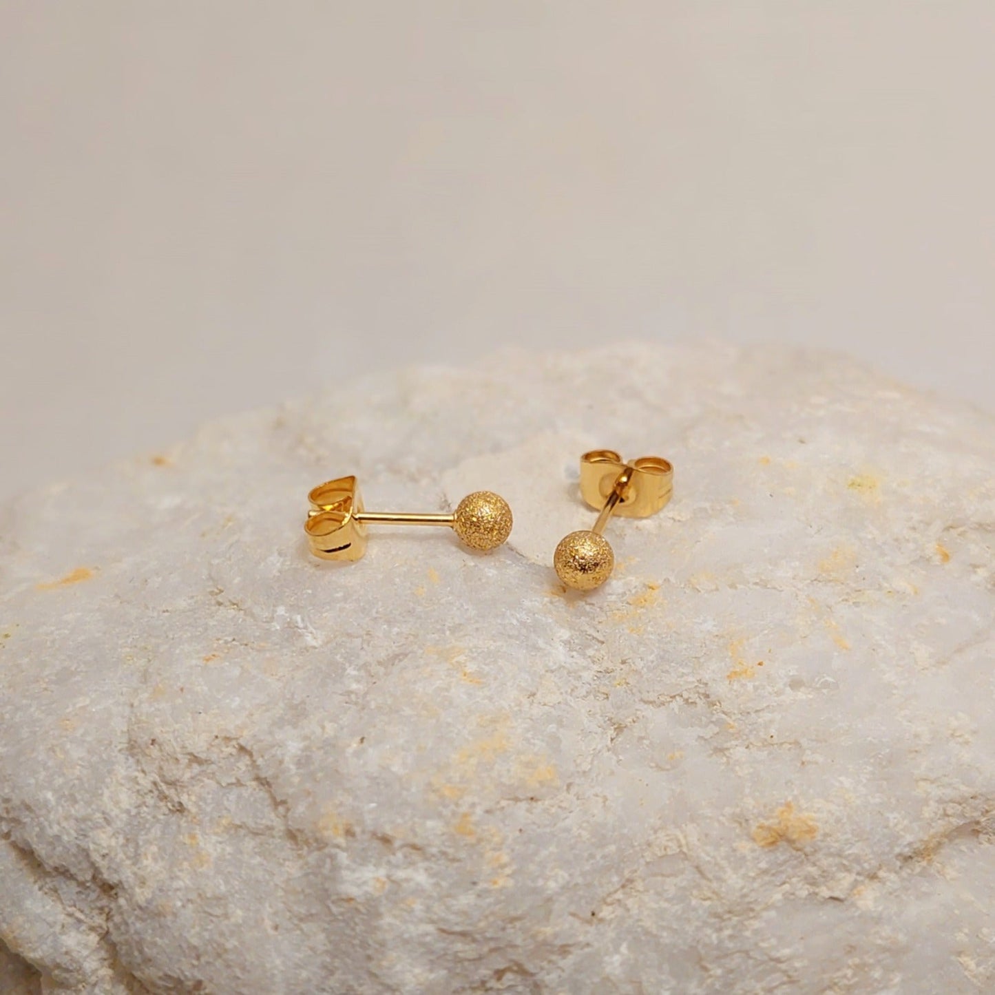 GOLD DUST – Lakris Jewelry
