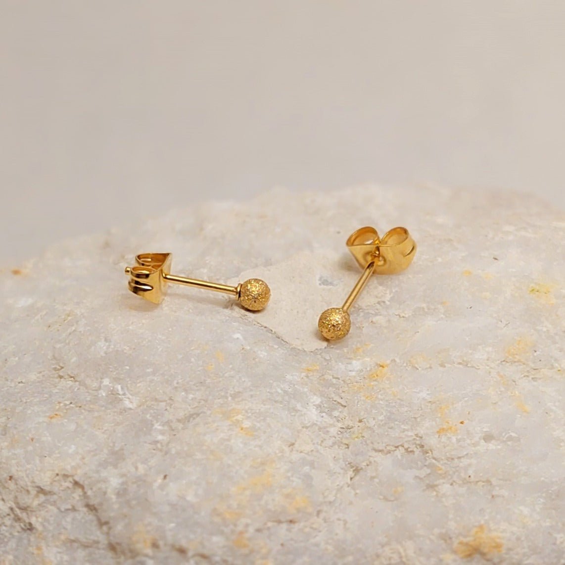 GOLD DUST – Lakris Jewelry