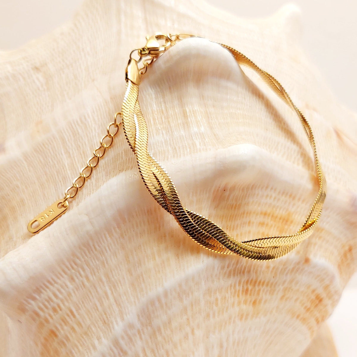 HERRINGBONE TWIST BRACELET – Lakris Jewelry